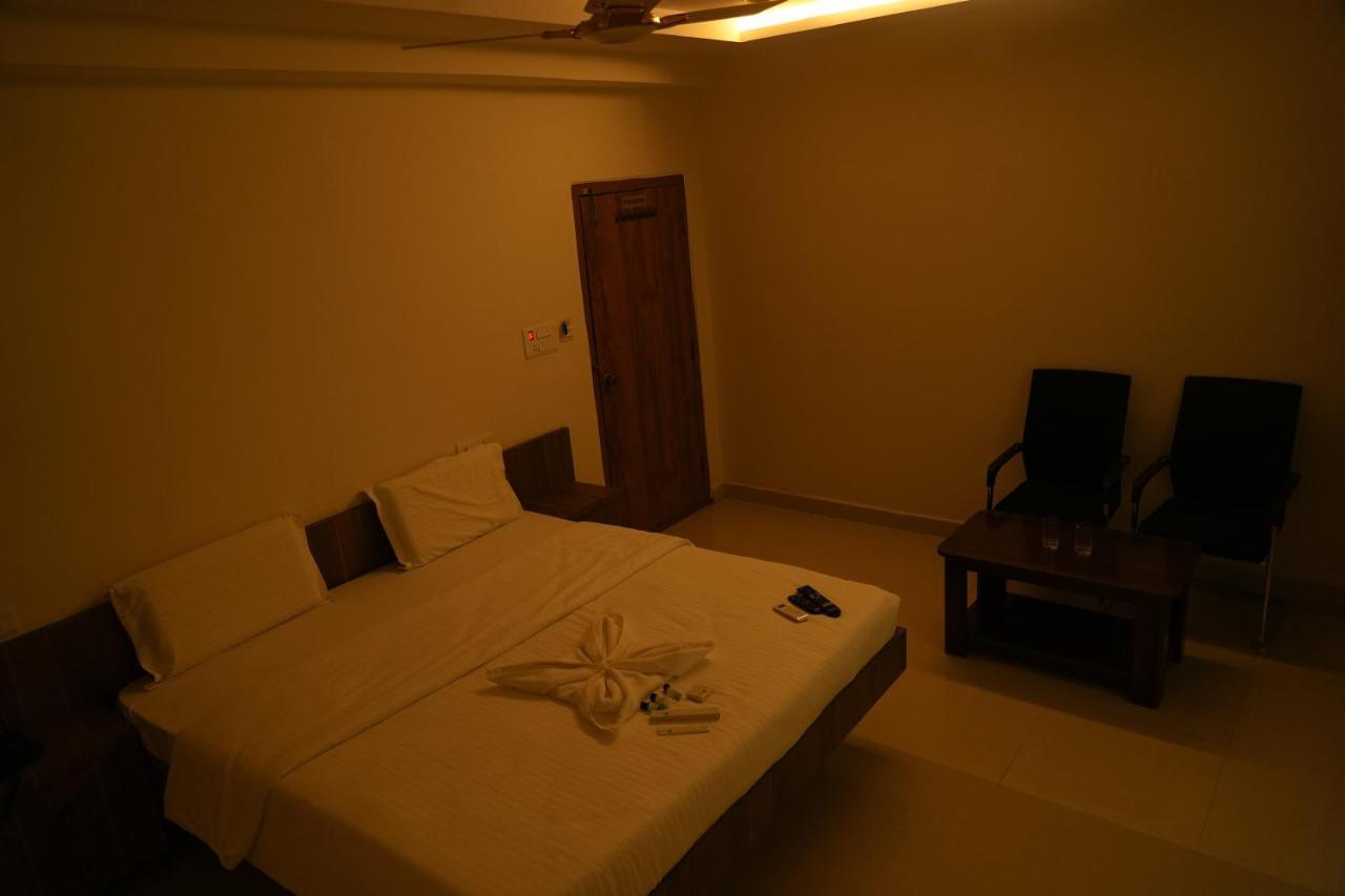 Hotel 5 Star Grand- Premium Shamshabad Zewnętrze zdjęcie