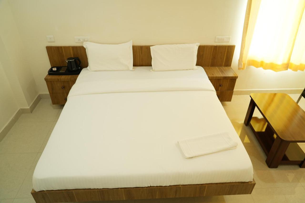 Hotel 5 Star Grand- Premium Shamshabad Zewnętrze zdjęcie