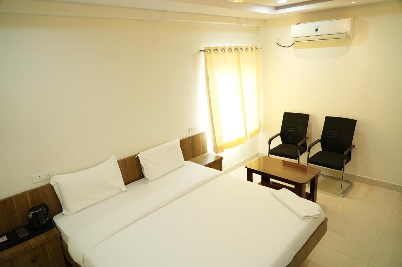 Hotel 5 Star Grand- Premium Shamshabad Zewnętrze zdjęcie