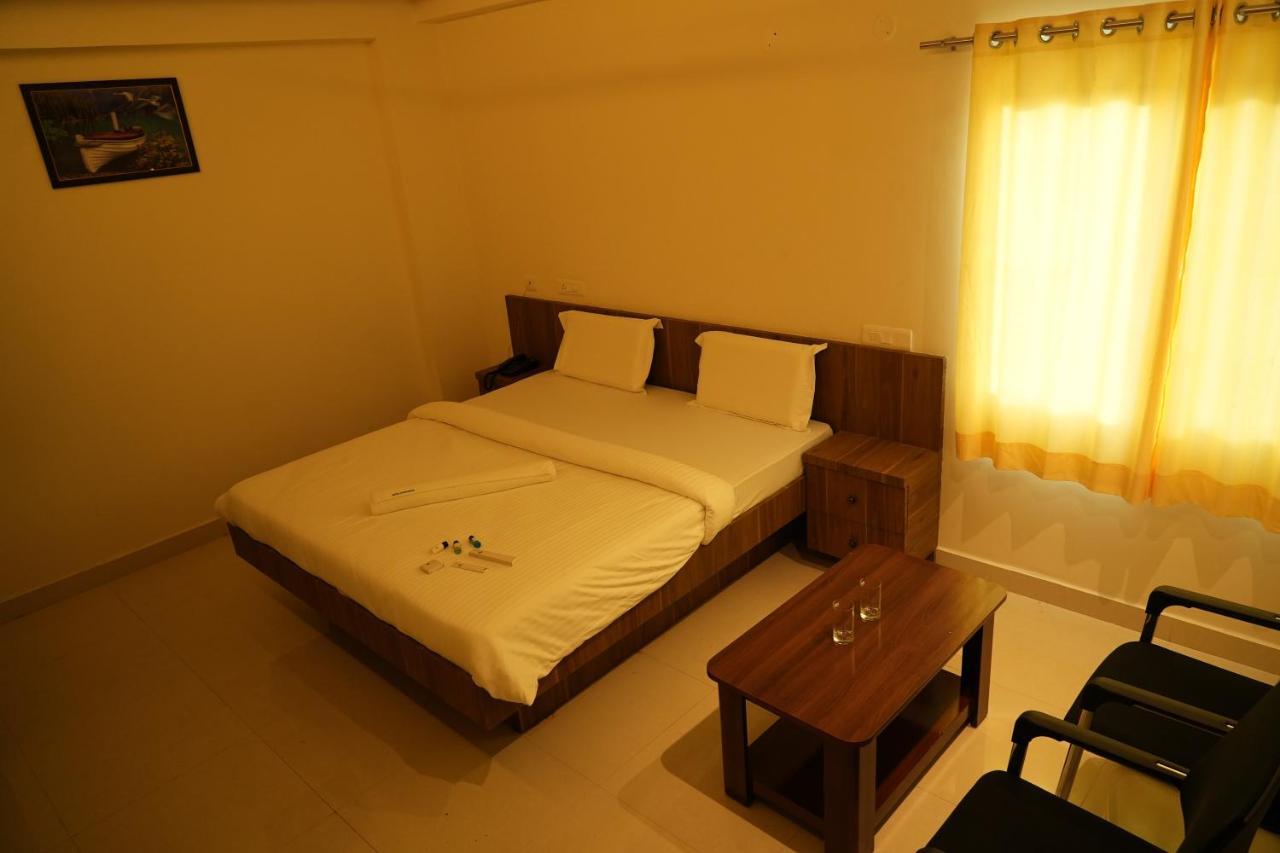 Hotel 5 Star Grand- Premium Shamshabad Zewnętrze zdjęcie
