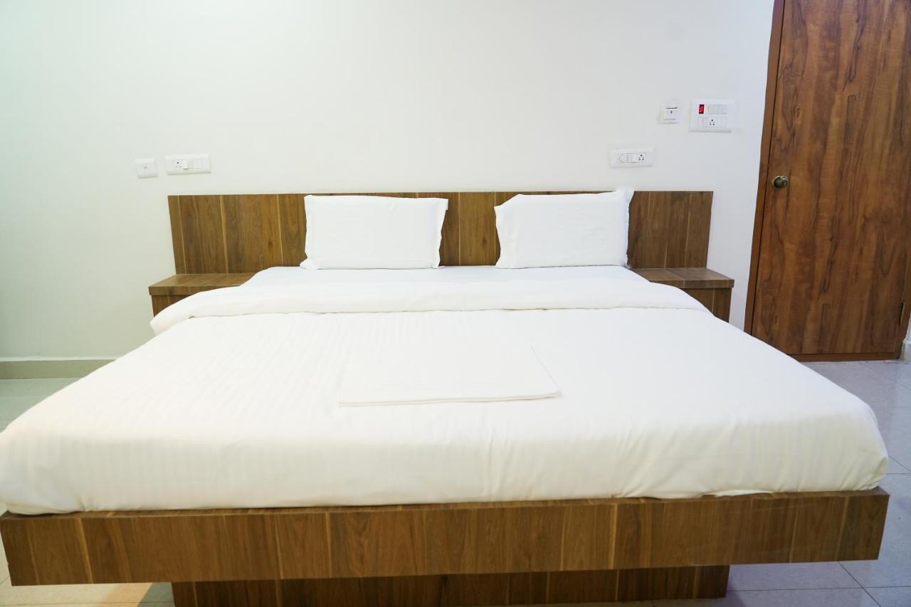 Hotel 5 Star Grand- Premium Shamshabad Zewnętrze zdjęcie